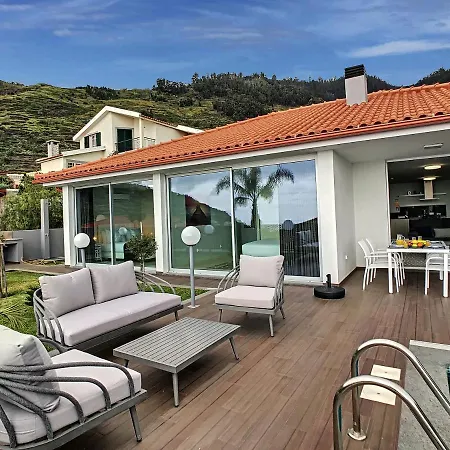 Casa de Férias Casa Do Mel - By Lovelystay Arco da Calheta (Madeira)