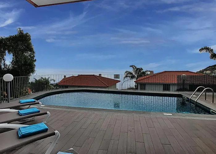 Casa Do Mel - By Mhm * Arco da Calheta (Madeira)